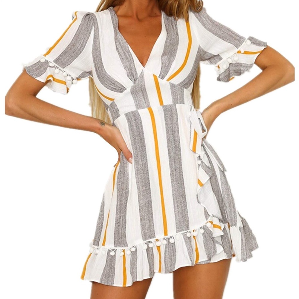 Mai Poetry V-Neck Dress